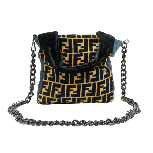 Medium Clutch Crossbody1